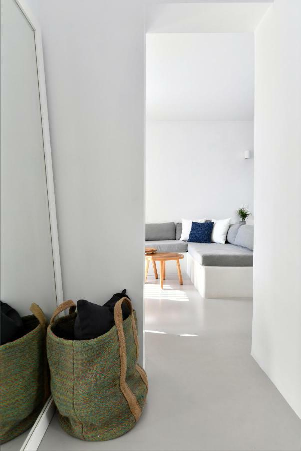 Thiro Santorini Villa Fira  Exterior photo