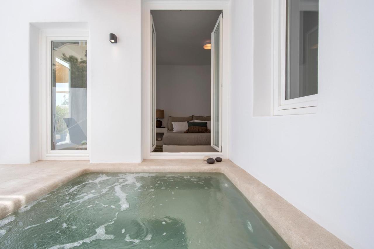 Thiro Santorini Villa Fira  Exterior photo