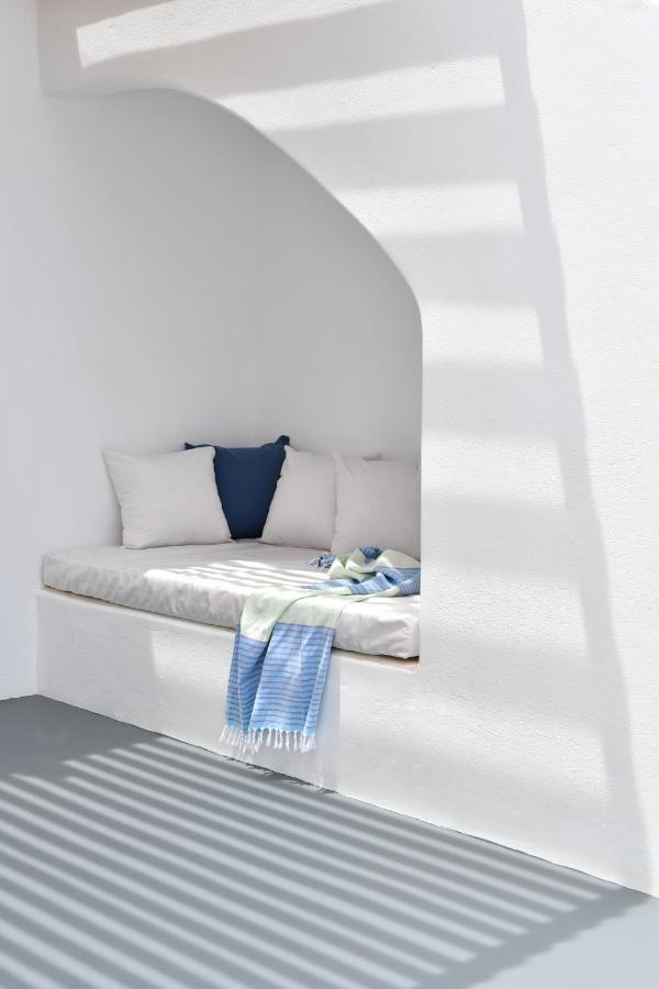 Thiro Santorini Villa Fira  Exterior photo