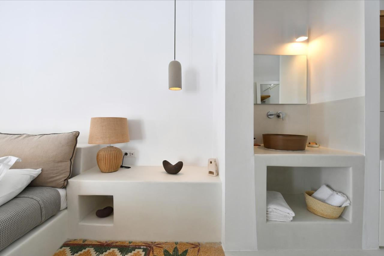 Thiro Santorini Villa Fira  Exterior photo